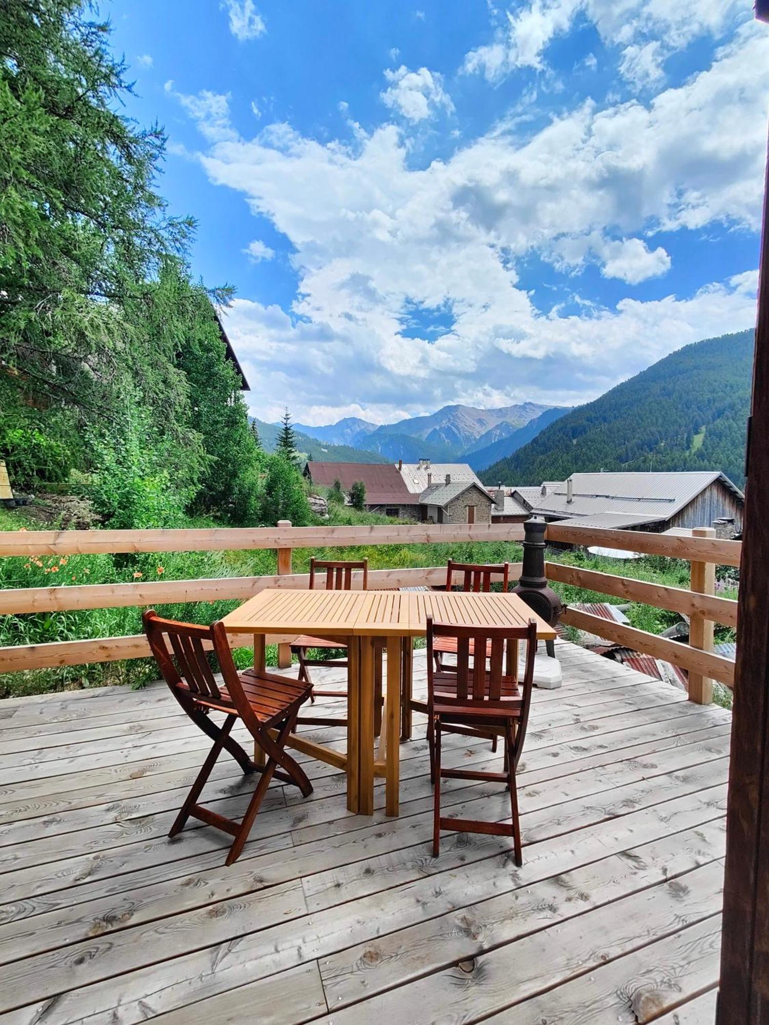Chalet Ailleurs Appartement A Molines En Queyras المظهر الخارجي الصورة